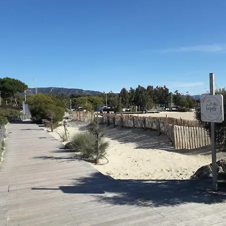La Marine-bord De Mer-terrasse-parking * Bormes-les-Mimosas